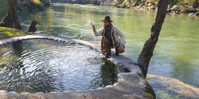 Izvor tople vode - BANJA VRUČICA