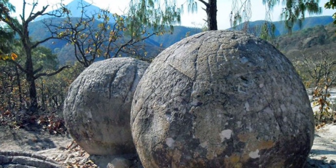 Kamene kugle kraj Vrgorca