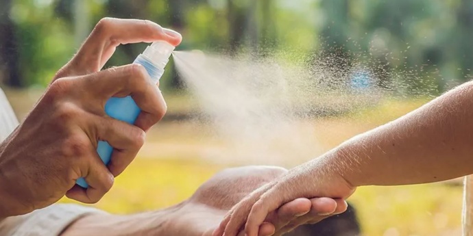 Kako se zaštititi od komaraca, krpelja, pčela, osa, zmija ?